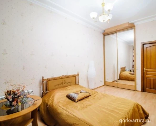 Квартира Стахановцев 10 к 3