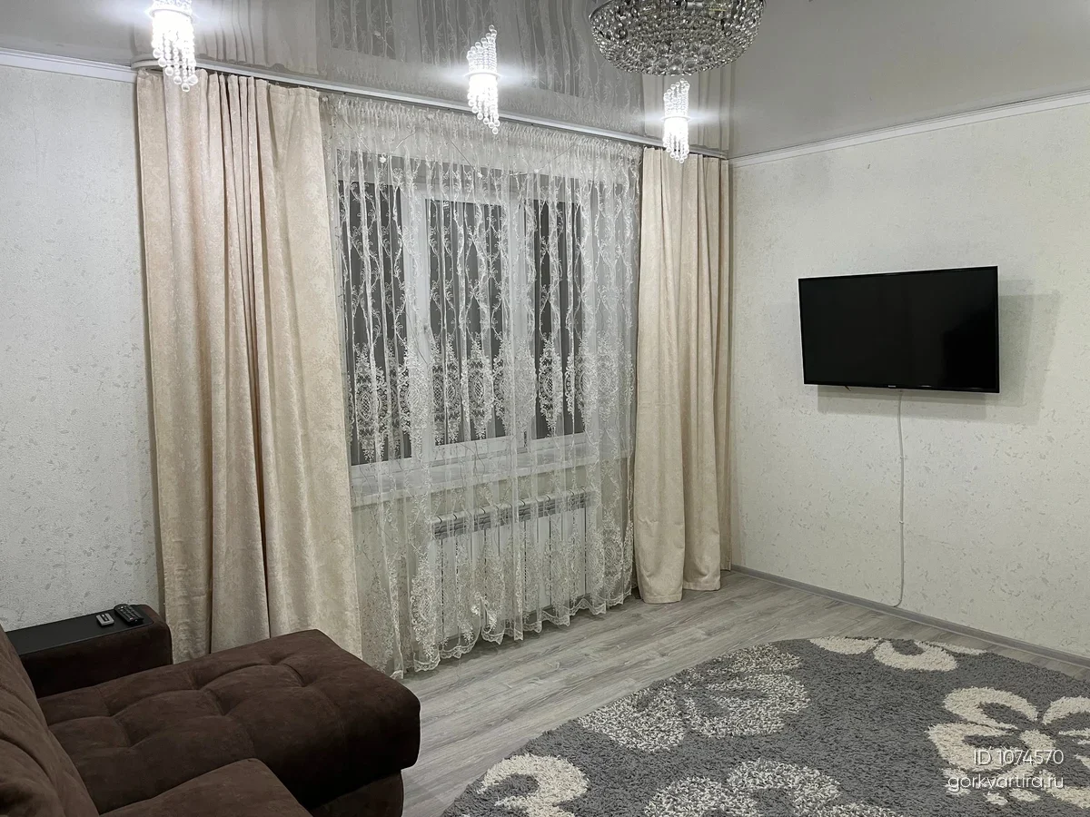 Квартира Луначарского 11