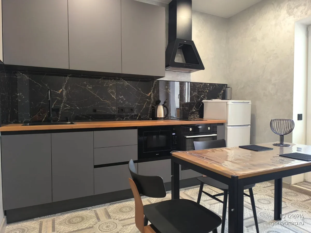 Квартира Запольная 60