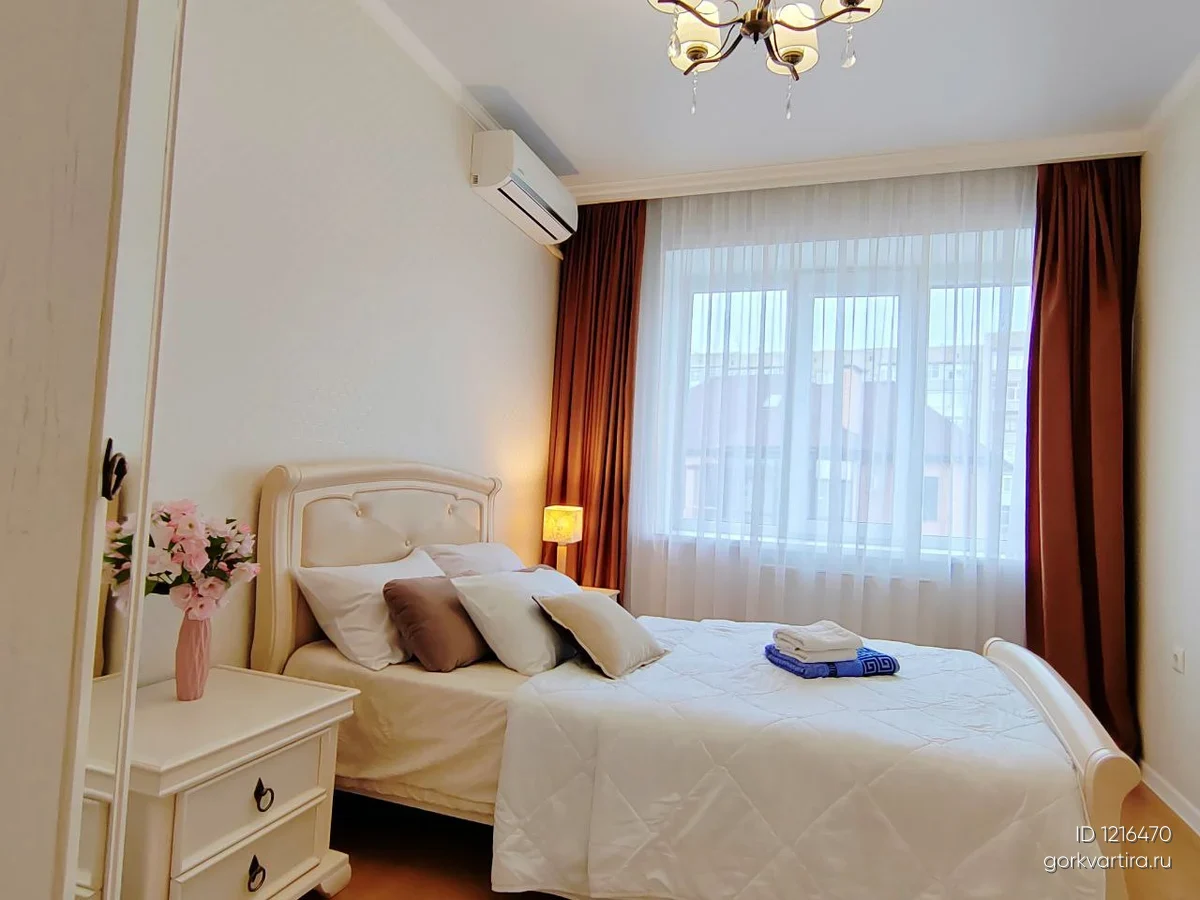 Квартира Комарова 22