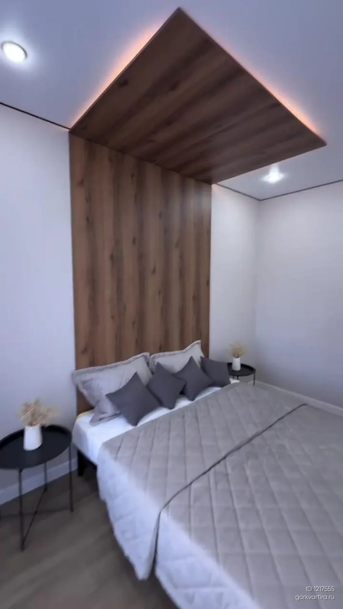 Квартира Дыбенко 36