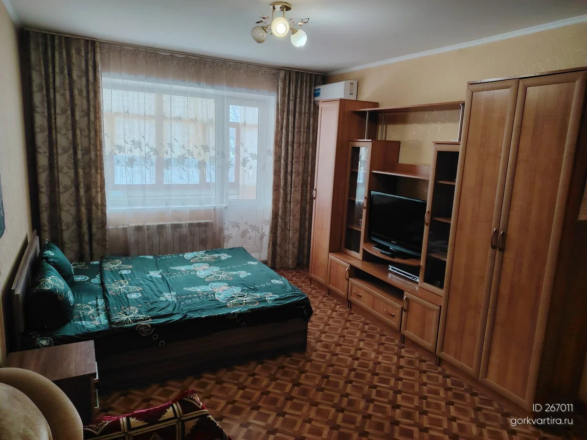 Квартира Базарная,117/50