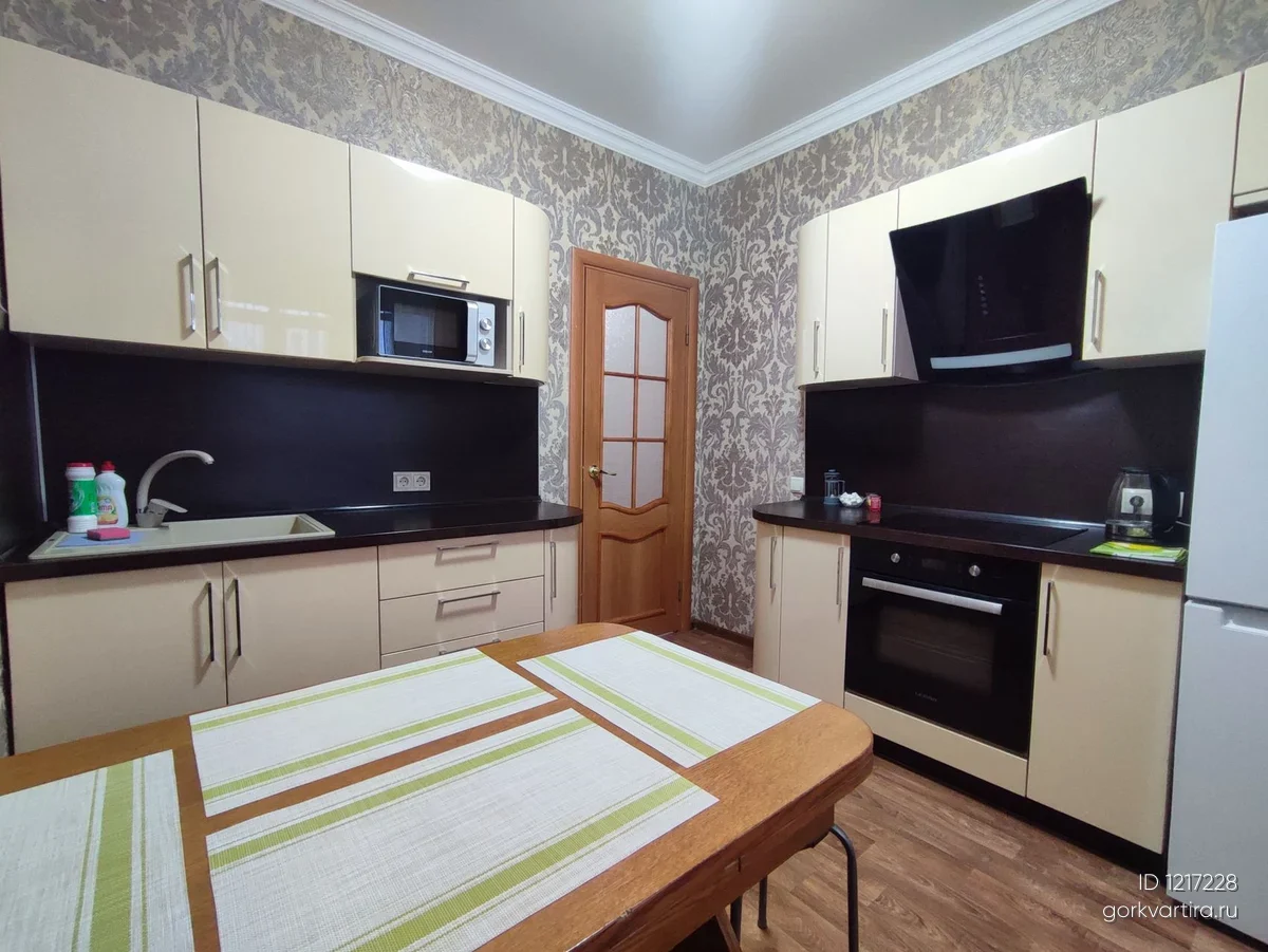 Квартира Нижневартовск Рябиновый бульвар 4