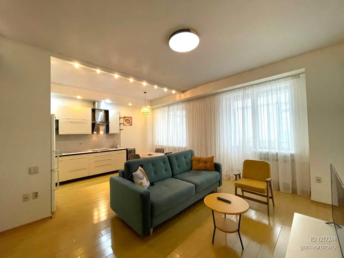 Квартира площадь МОПРа 9 