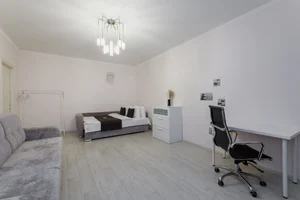 Фото 2-комнатная квартира в Москве, Кравченко 4к2