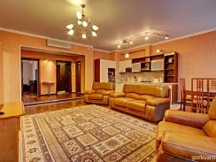 Фото 3-комнатная квартира в Санкт-Петербурге, Невский пр.,113