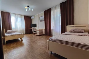 Квартира на сутки Альметьевск Ленина 123 в