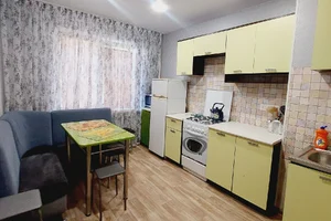 Фото 2-комнатная квартира в Новокуйбышевске, Комунистическая 4