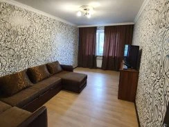 Фото 2-комнатная квартира в Ноябрьске, ул. 8 Марта 11