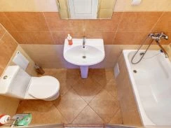 Квартира на сутки Барнаул Приречная, 5