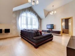 Фото 3-комнатная квартира в Санкт-Петербурге, Исполкомская ул,12