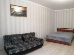 Квартира на сутки Тюмень Дружбы, 73