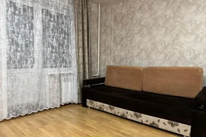 Фото 1-комнатная квартира в Кирове, Ленина 191