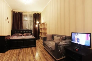 Фото 1-комнатная квартира в Екатеринбурге, Челюскинцев 29