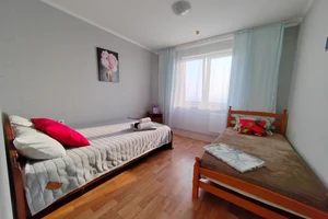 Фото 2-комнатная квартира в Крымске, Надежды 1