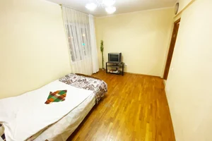 Фото 1-комнатная квартира в Сочи, г. Сочи, ул. Воровского 18