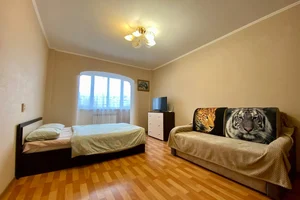 Квартира на сутки Самара Солнечная 49