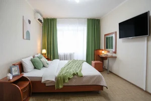 Фото 2-комнатная квартира в Нижневартовске, улица 60 лет Октября 23 