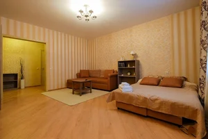 Квартира на сутки Казань Гаяза Исхаки, 8