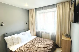 Квартира на сутки Челябинск ул. Гюго, 1