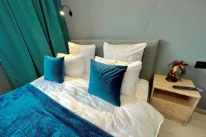 Квартира на сутки Челябинск Гюго,1