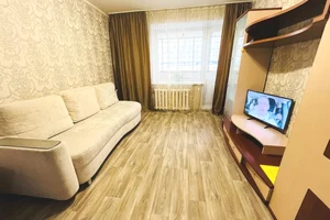 Квартира на сутки Челябинск Руставели,27