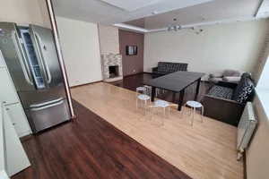 Фото 5-комнатная квартира в Златоусте, 3-й микрорайон проспект Гагарина, 34а